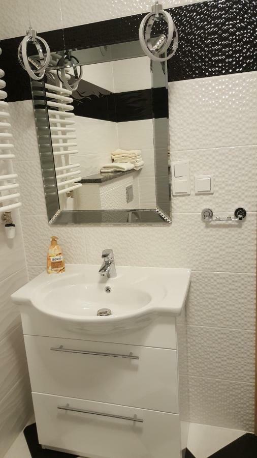 Wroclaw Apartamenty Kepa Mieszczanska Экстерьер фото